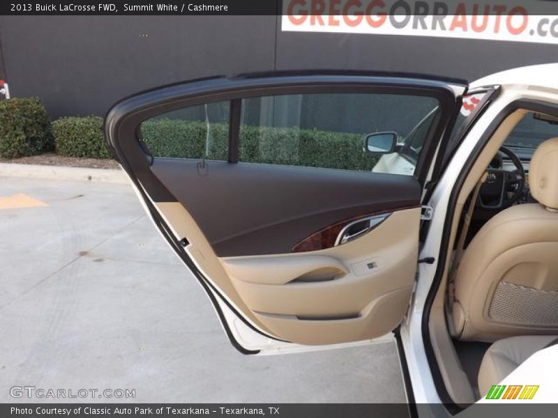 Summit White / Cashmere 2013 Buick LaCrosse FWD