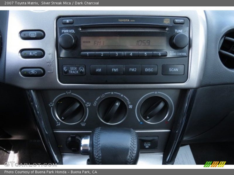Silver Streak Mica / Dark Charcoal 2007 Toyota Matrix