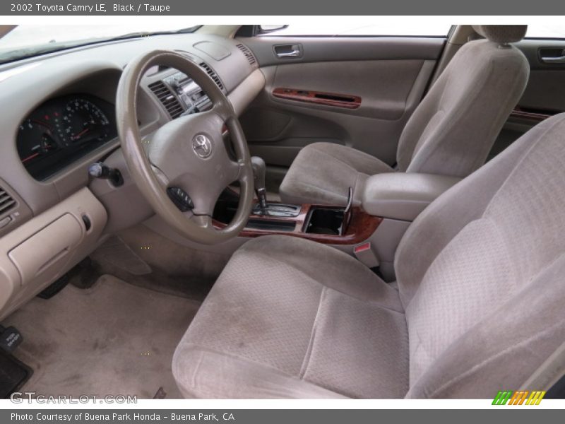 Black / Taupe 2002 Toyota Camry LE