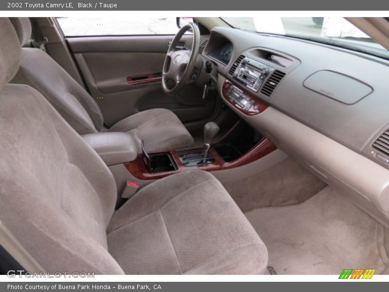 Black / Taupe 2002 Toyota Camry LE