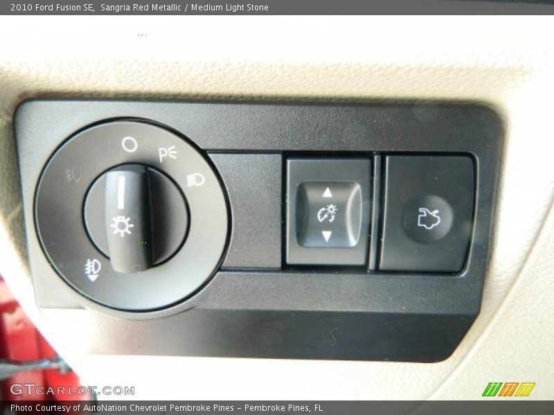 Sangria Red Metallic / Medium Light Stone 2010 Ford Fusion SE