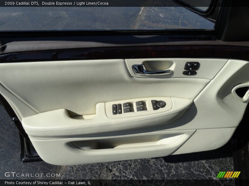 Double Espresso / Light Linen/Cocoa 2009 Cadillac DTS