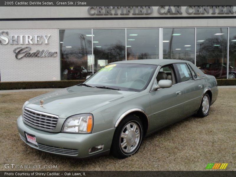 Green Silk / Shale 2005 Cadillac DeVille Sedan