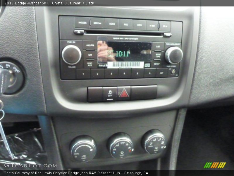 Crystal Blue Pearl / Black 2013 Dodge Avenger SXT