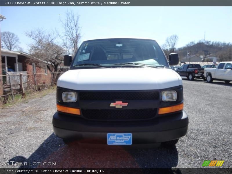 Summit White / Medium Pewter 2013 Chevrolet Express 2500 Cargo Van