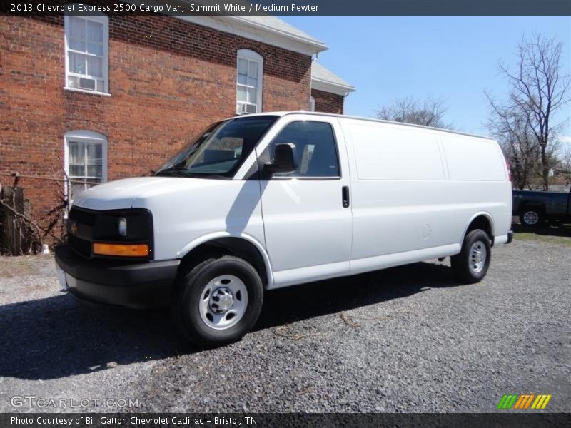 Summit White / Medium Pewter 2013 Chevrolet Express 2500 Cargo Van