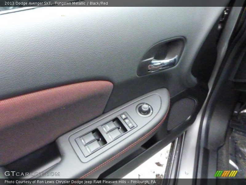 Tungsten Metallic / Black/Red 2013 Dodge Avenger SXT