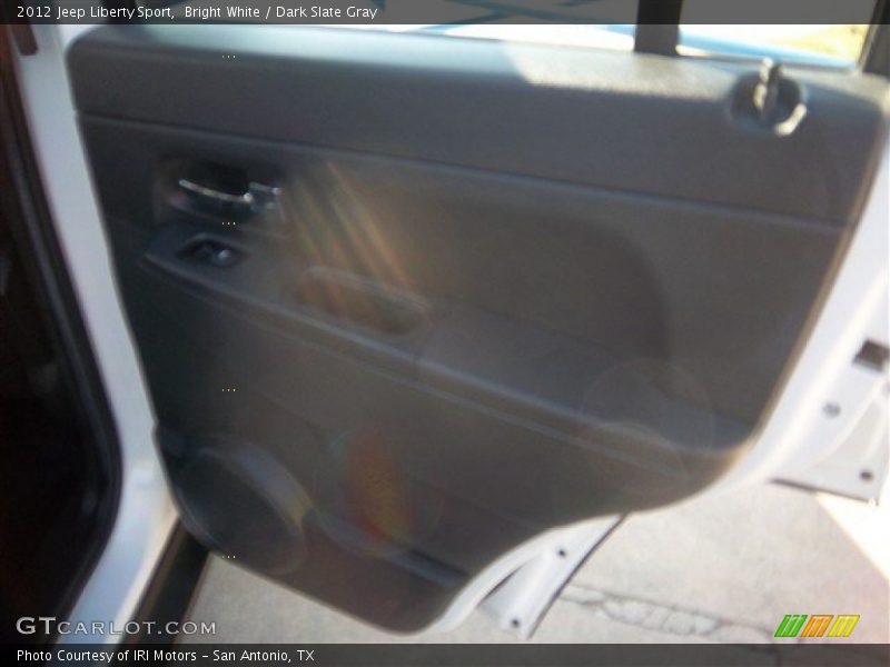 Bright White / Dark Slate Gray 2012 Jeep Liberty Sport