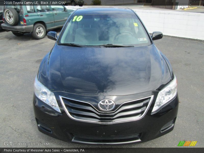 Black / Ash Gray 2010 Toyota Camry LE