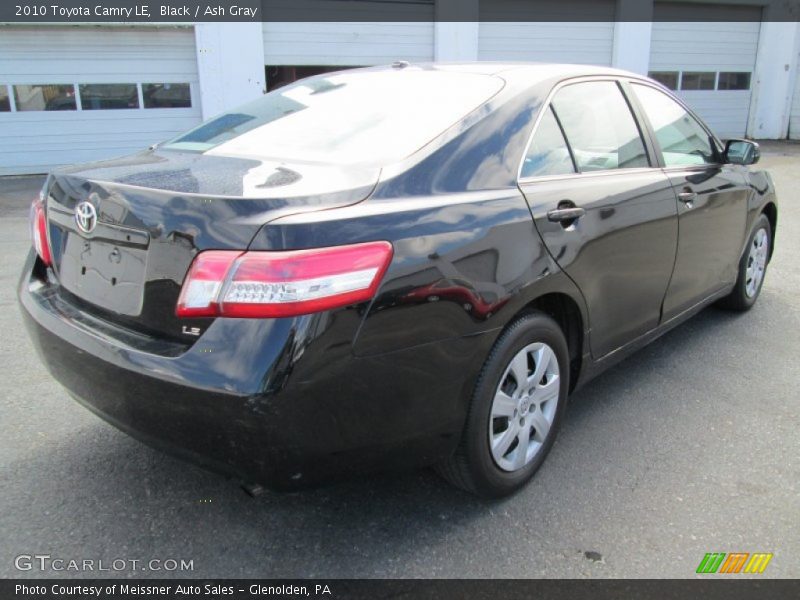 Black / Ash Gray 2010 Toyota Camry LE