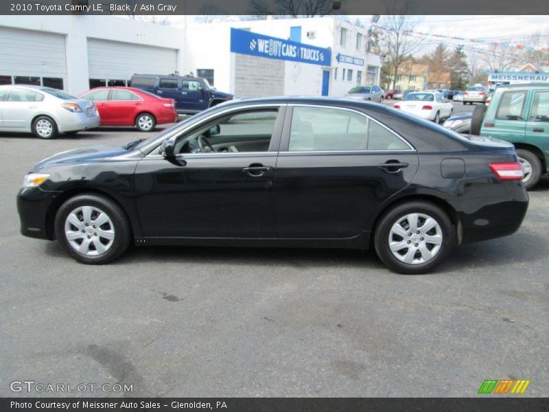 Black / Ash Gray 2010 Toyota Camry LE