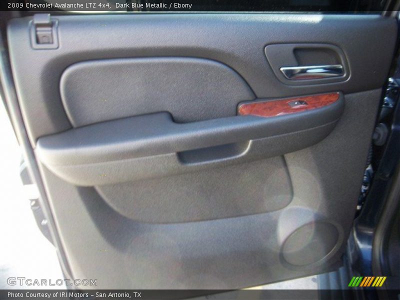 Dark Blue Metallic / Ebony 2009 Chevrolet Avalanche LTZ 4x4