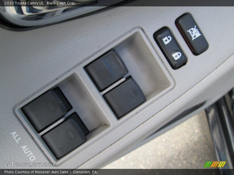 Black / Ash Gray 2010 Toyota Camry LE