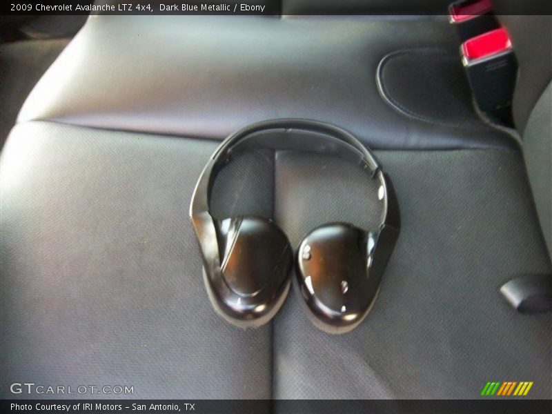 Dark Blue Metallic / Ebony 2009 Chevrolet Avalanche LTZ 4x4