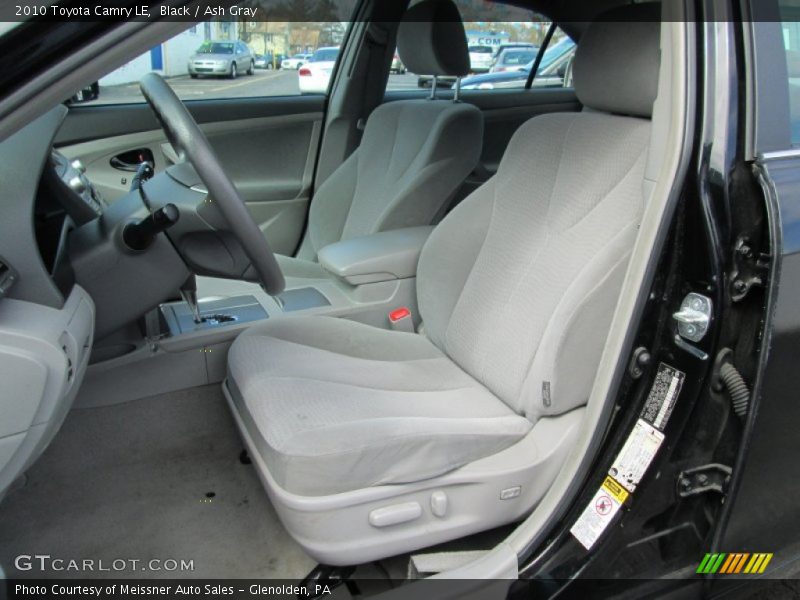 Black / Ash Gray 2010 Toyota Camry LE