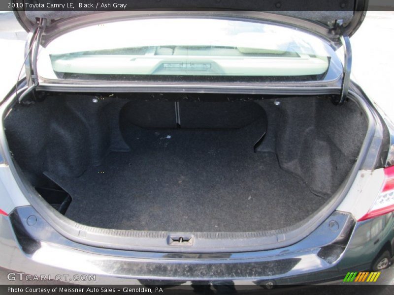 Black / Ash Gray 2010 Toyota Camry LE
