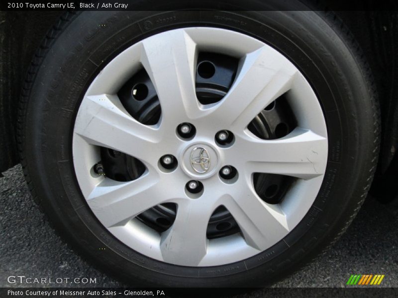 Black / Ash Gray 2010 Toyota Camry LE