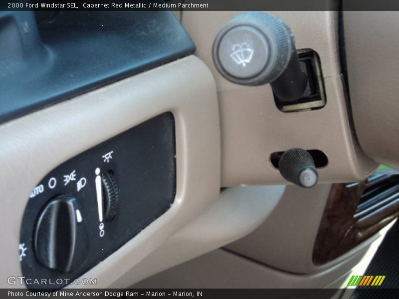 Cabernet Red Metallic / Medium Parchment 2000 Ford Windstar SEL