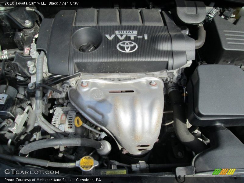 Black / Ash Gray 2010 Toyota Camry LE