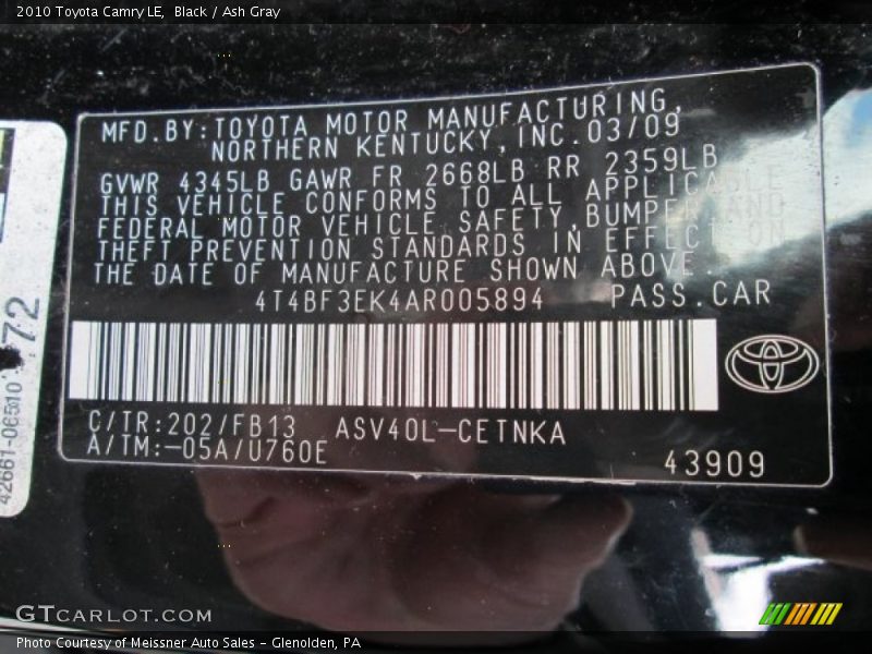 Black / Ash Gray 2010 Toyota Camry LE