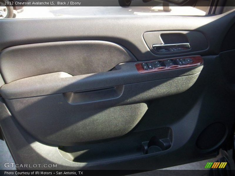 Black / Ebony 2012 Chevrolet Avalanche LS