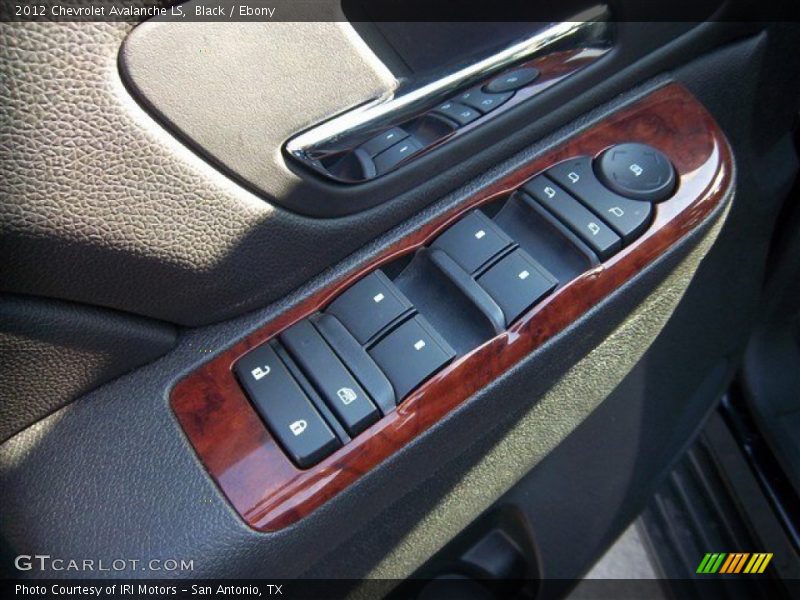 Black / Ebony 2012 Chevrolet Avalanche LS