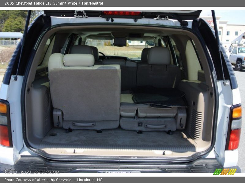 Summit White / Tan/Neutral 2005 Chevrolet Tahoe LT