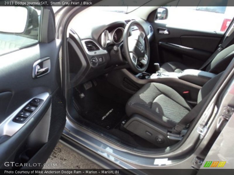 Storm Gray Pearl / Black 2013 Dodge Journey SXT