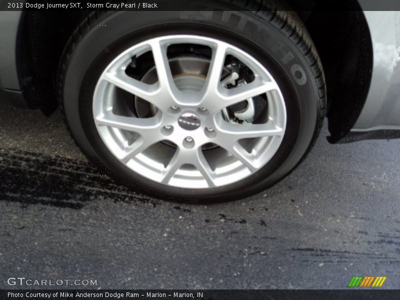 Storm Gray Pearl / Black 2013 Dodge Journey SXT