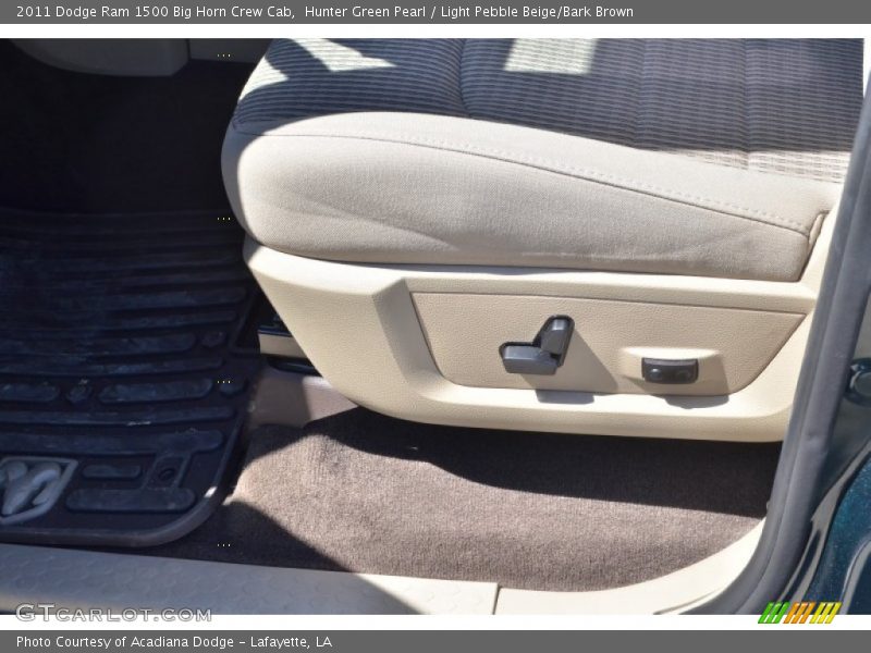 Hunter Green Pearl / Light Pebble Beige/Bark Brown 2011 Dodge Ram 1500 Big Horn Crew Cab