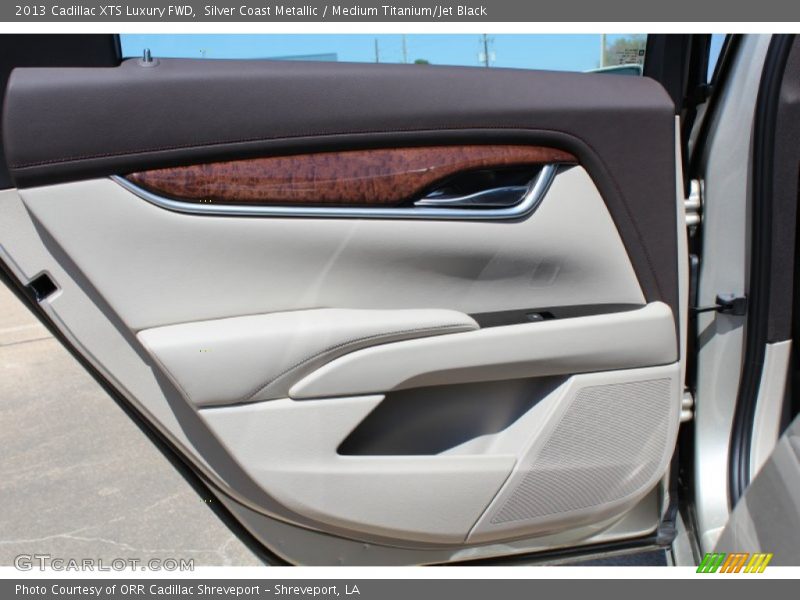 Silver Coast Metallic / Medium Titanium/Jet Black 2013 Cadillac XTS Luxury FWD