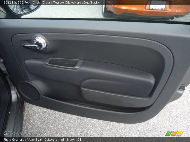 Grigio (Grey) / Tessuto Grigio/Nero (Grey/Black) 2012 Fiat 500 Pop