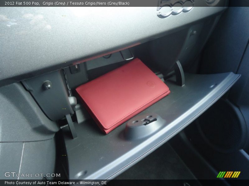 Grigio (Grey) / Tessuto Grigio/Nero (Grey/Black) 2012 Fiat 500 Pop