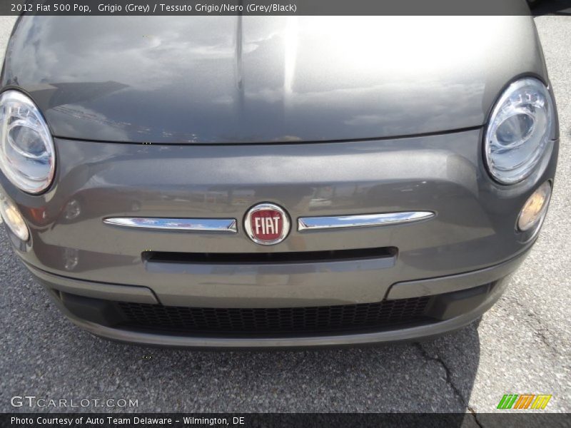 Grigio (Grey) / Tessuto Grigio/Nero (Grey/Black) 2012 Fiat 500 Pop
