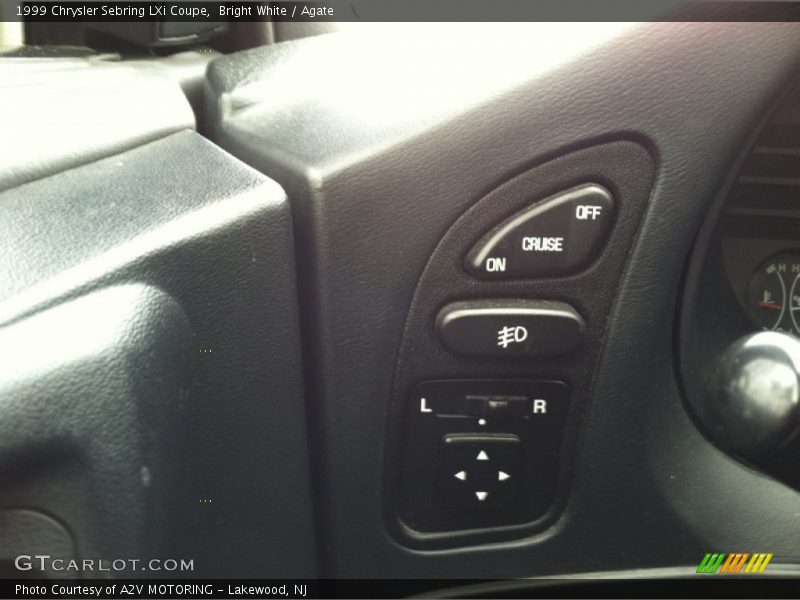 Bright White / Agate 1999 Chrysler Sebring LXi Coupe