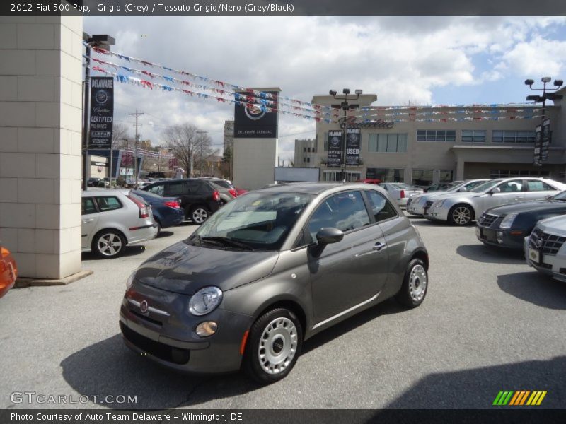 Grigio (Grey) / Tessuto Grigio/Nero (Grey/Black) 2012 Fiat 500 Pop