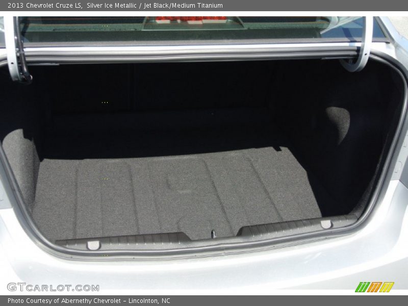 Silver Ice Metallic / Jet Black/Medium Titanium 2013 Chevrolet Cruze LS
