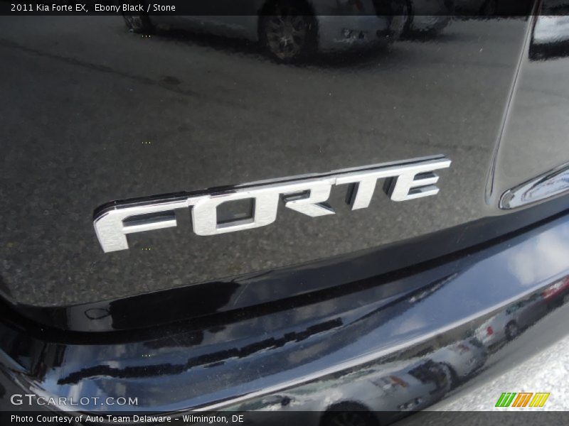 Ebony Black / Stone 2011 Kia Forte EX