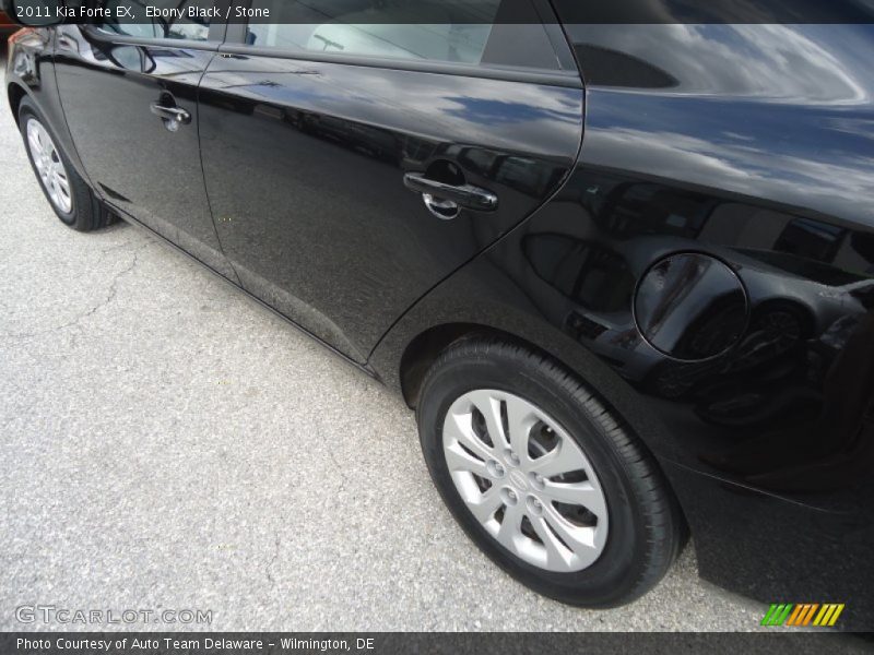 Ebony Black / Stone 2011 Kia Forte EX