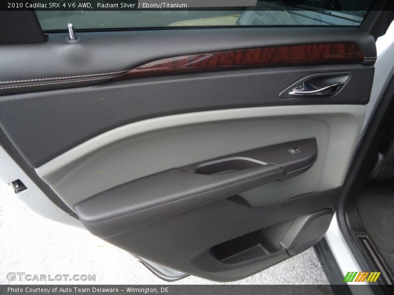 Radiant Silver / Ebony/Titanium 2010 Cadillac SRX 4 V6 AWD