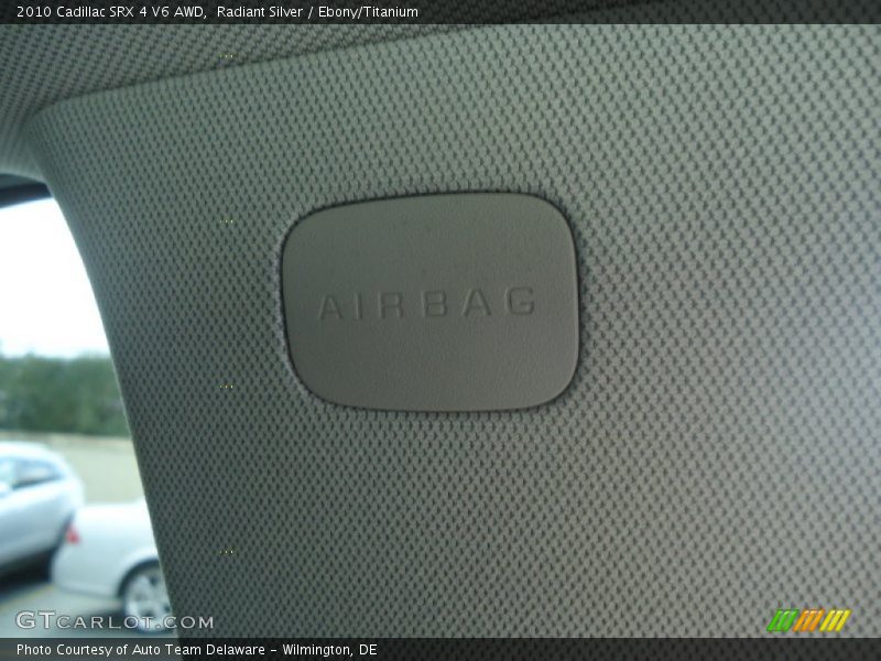 Radiant Silver / Ebony/Titanium 2010 Cadillac SRX 4 V6 AWD