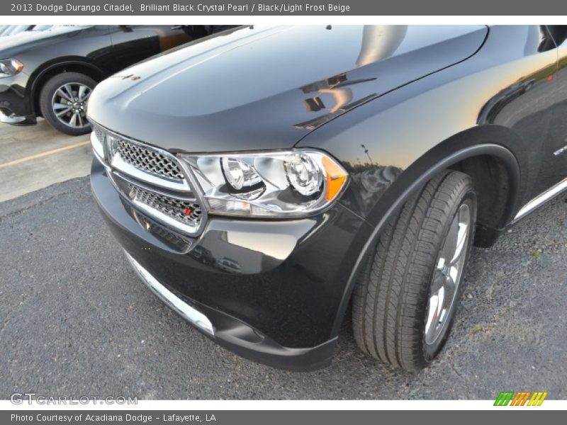 Brilliant Black Crystal Pearl / Black/Light Frost Beige 2013 Dodge Durango Citadel