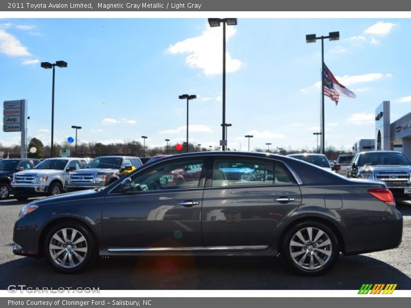 Magnetic Gray Metallic / Light Gray 2011 Toyota Avalon Limited