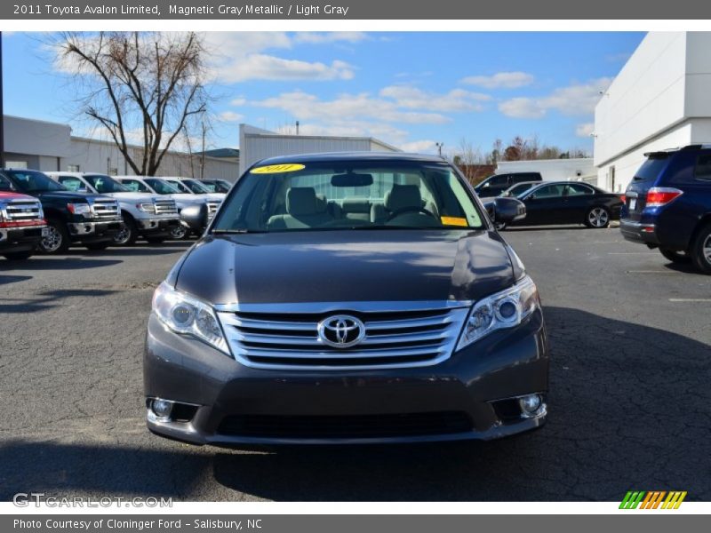 Magnetic Gray Metallic / Light Gray 2011 Toyota Avalon Limited