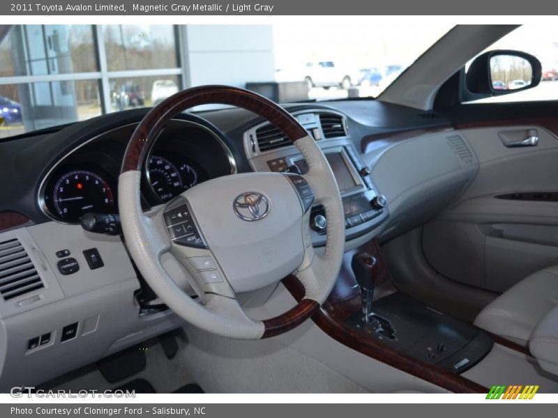 Magnetic Gray Metallic / Light Gray 2011 Toyota Avalon Limited
