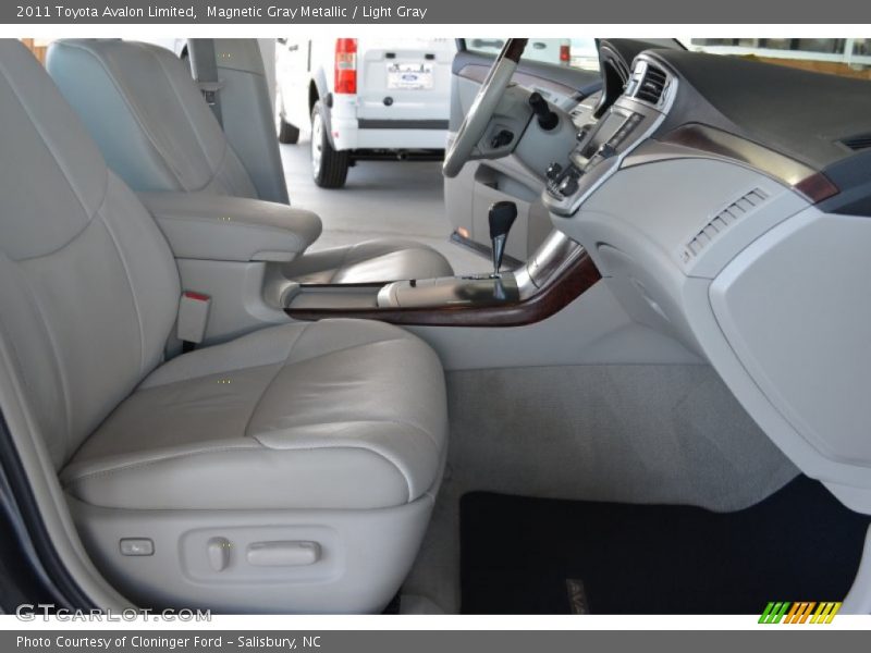 Magnetic Gray Metallic / Light Gray 2011 Toyota Avalon Limited
