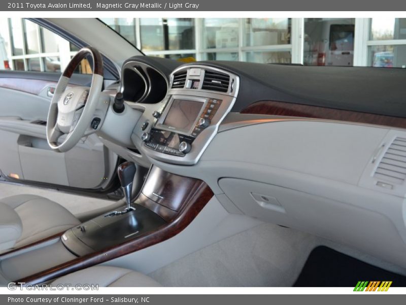 Magnetic Gray Metallic / Light Gray 2011 Toyota Avalon Limited