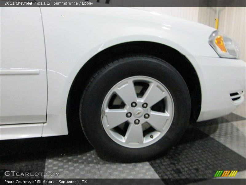 Summit White / Ebony 2011 Chevrolet Impala LS