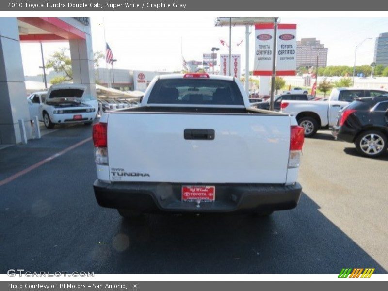 Super White / Graphite Gray 2010 Toyota Tundra Double Cab