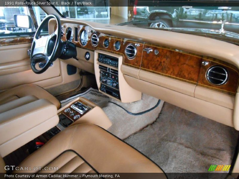 Dashboard of 1991 Silver Spur II 